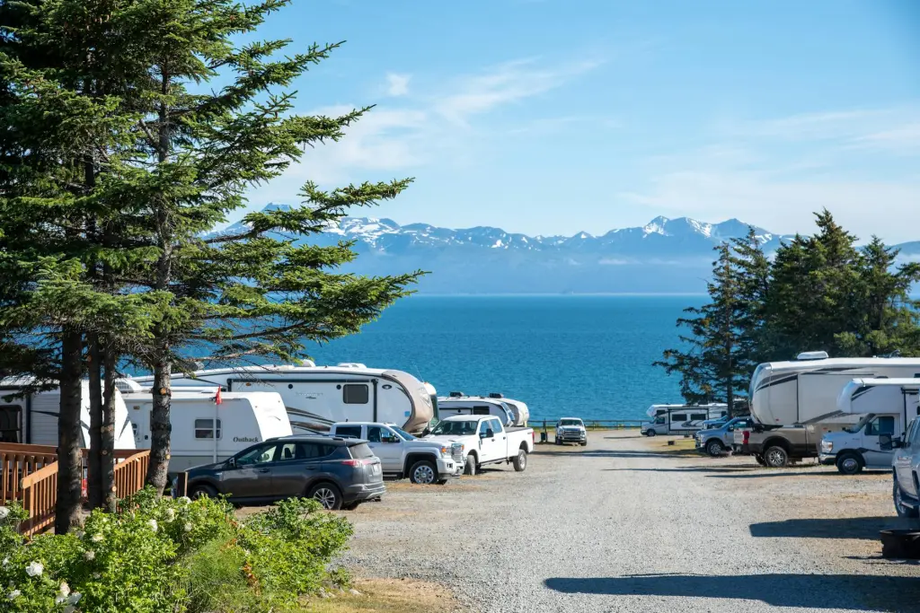 Discover the Ultimate Alaskan Adventure: How to Find the Perfect RV Rental for an Unforgettable Journey!